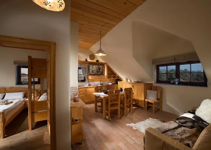 比奥图努里亚公寓 * 卢布尔雅那